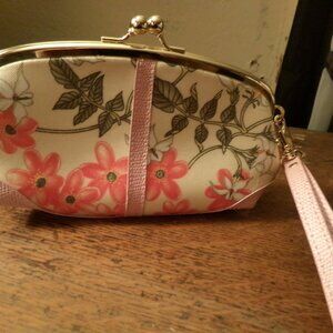Joan rivers make up wristlet bag.